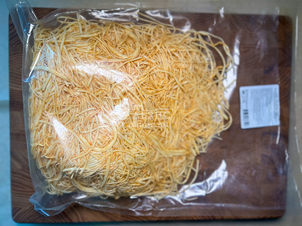 Сырный продукт ФЕРМЕРСКИЙ паутинка с паприкой в Королеве
