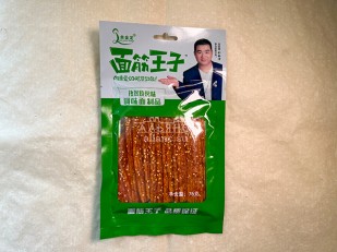 Мучные полоски ФИОЛЕТОВЫЕ со вкусом острых куриных крылышек 76 гр: Мучные полоски ЗЕЛЁНЫЕ со вкусом барбекю 76 гр