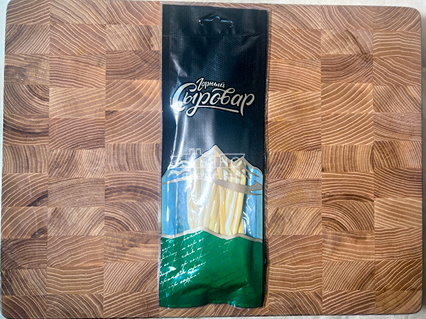 Сыр 60 гр ГОРНЫЙ СЫРОВАР (Нити копчёные) в Королеве