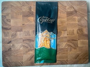 Сыр 150 гр ГОРНЫЙ СЫРОВАР (Ассорти копчёный): Сыр 60 гр ГОРНЫЙ СЫРОВАР (Нити аджика)