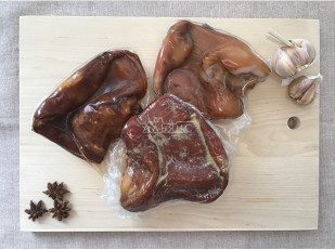 Фрайчизы со вкусом холодец и хрен (100 гр.): Уши свиные (Цельные) 